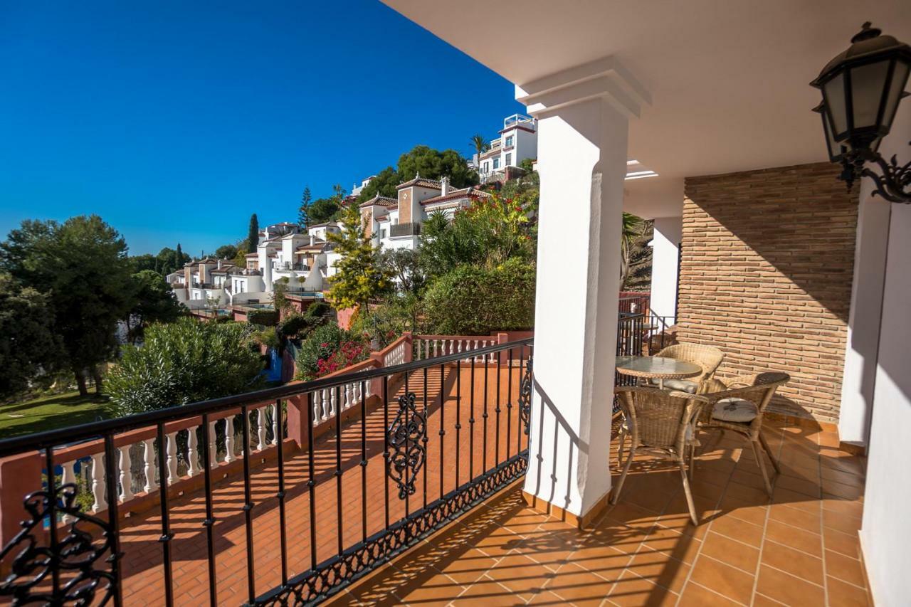 Ladera del Mar apartments Nerja Esterno foto